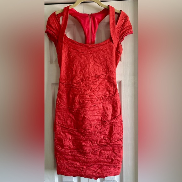 Nicole Miller Artelier Elegant Coral Stretchy  Mini Dress size 8 - Picture 10 of 10